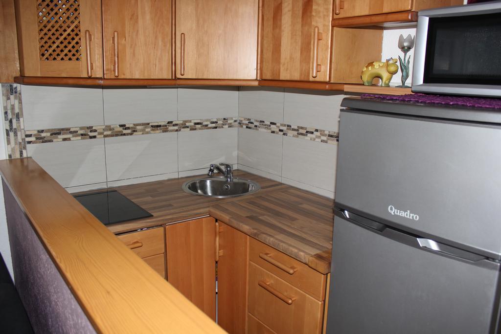 Ferienwohnung Apatmani Peternel Vir Exterior foto